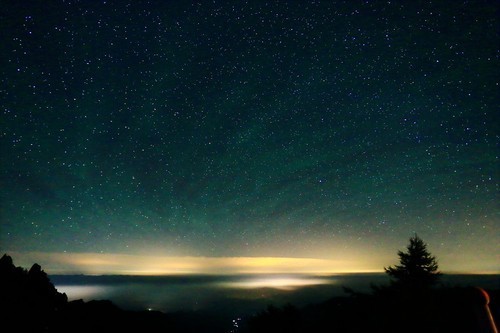 湖北一地夜空出現(xiàn)神秘光圈？回應(yīng)